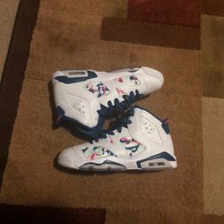 Air Jordan 6 Retro Size 7y (NEVER WORN) - Box Not Included