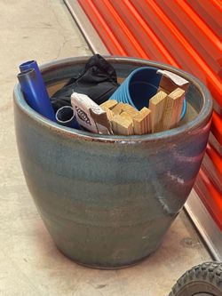 Pot