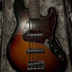 Fender Jazz V