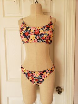 Junior's Bikini Set Size XLARGE New