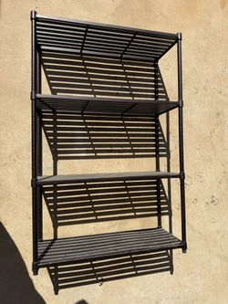4 TIER BROWN METAL SHELVING