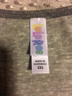 Lularoe xxs shirt fits like a small/ med