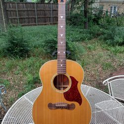 Gibson L-130 Acoustic Guitar + original Hardshell Case


