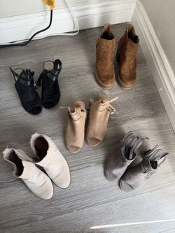 Women’s shoes booties new