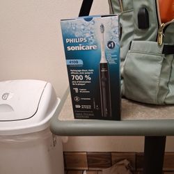 Phillips Soniccare Toothbrush 