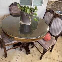 Large Round Dining Table With 4 Chairs (Glass Top) 