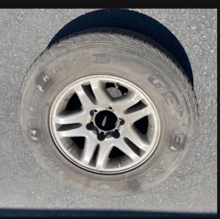 1 X LT265/70r17 6x5.5 6x139.7 Stock Tacoma Tundra 4Runner Sequoia Rim Wheel Yukon Tahoe Good Treads Tire!!!
