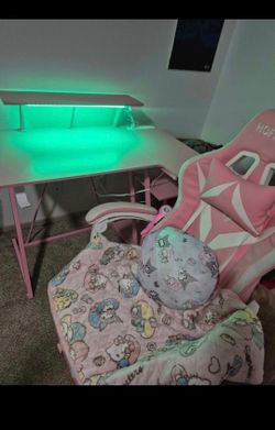 LED GAMING DESK AND CHAIR