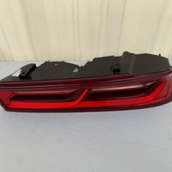 2016 2017 2018 Chevrolet Camaro Passenger RH LED Tail Light OEM