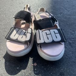 Women Ugg Slippers Size 9 
