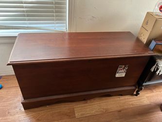 Cedar Hope Chest Lane