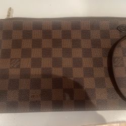 Louis Vuitton Neverfull Wristlet