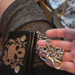 No Boundaries Skull Wallet