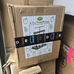 4.3 L Fruit Press