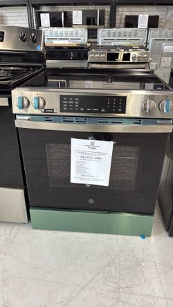 Get $849 Off MSRP 🏷️📉 on Slide In, Silver Stainless Steel Electric Convection Range w/ EasyWash & No PreHeat Air Fry by GE⚡️