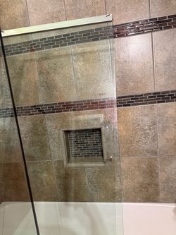 Glass shower door frameless
