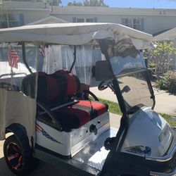 CLUB CAR GOLF CART