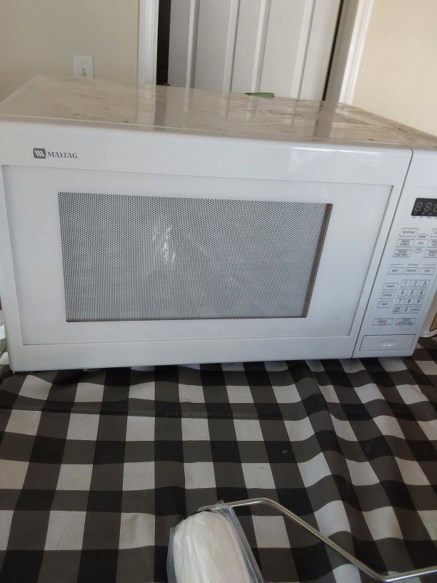 May tag Microwave