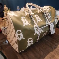 Suitcase 