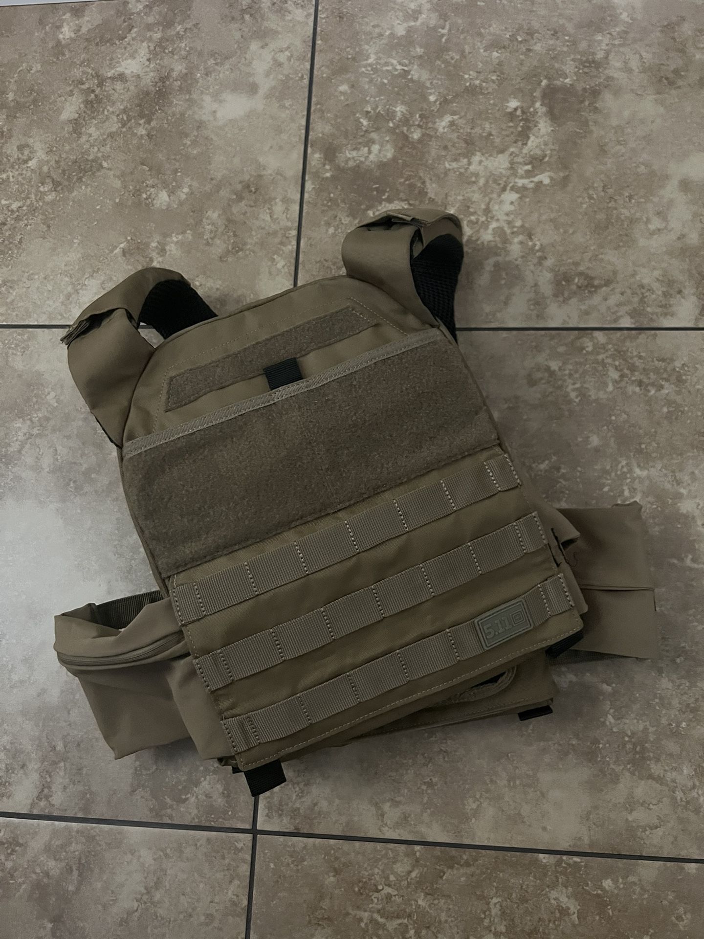 5.11 TacTec Weighted Vest Training And Weighted Plates 511