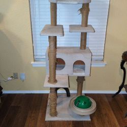cat tower, needs tighting