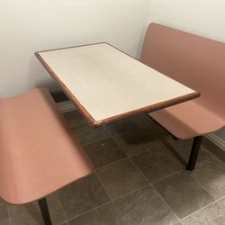 Diner style table
