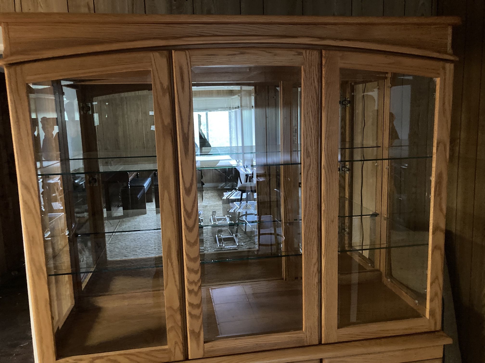 China Hutch And Dining Table