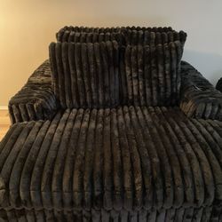 Black Chase Couch Set 