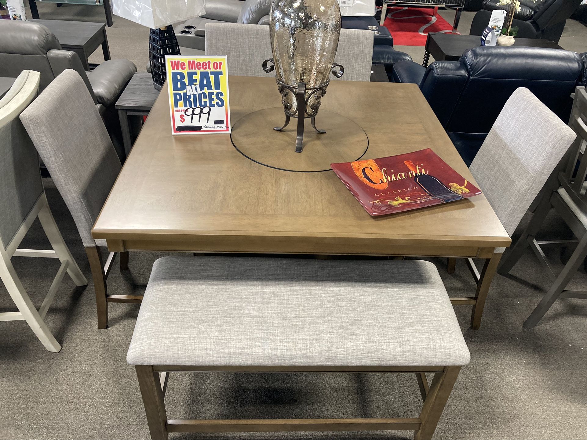 Clean Dining Set🍔🍕 $899