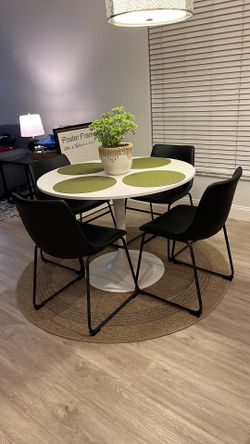 Dinette table with 4 chairs- Moving Sale