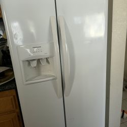 Frigidaire White Side By Side Fridge Full Size