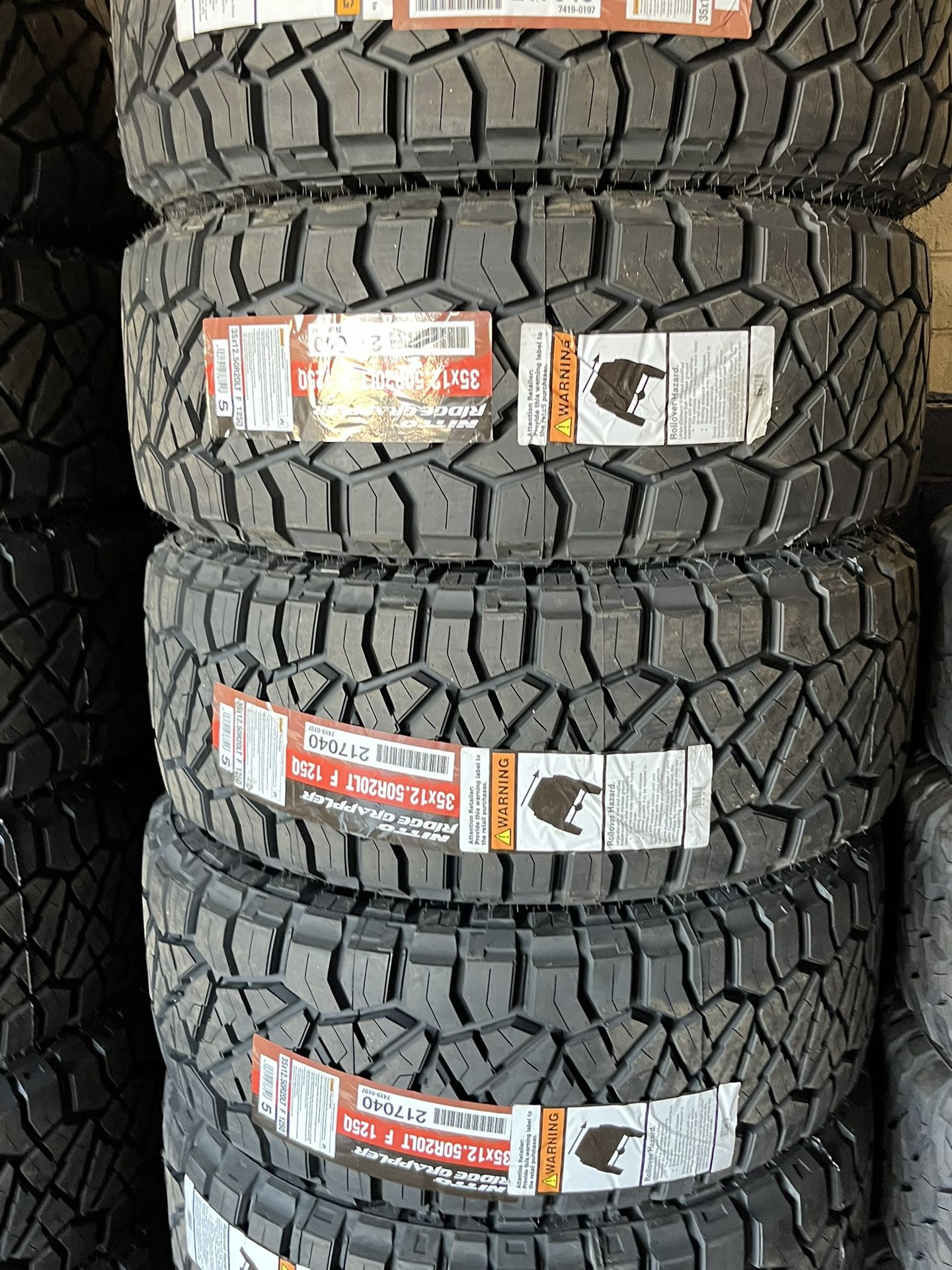 35x12.50R20