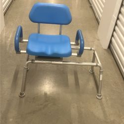 Platinum Health Carousel Sliding Shower Chair Tub Transfer Bench w/ Swivel Seat. The cushion on the very back of the back rest is cracked. See pics. U