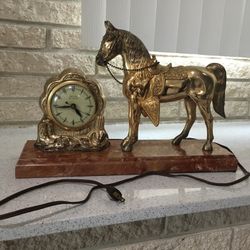 Vintage HORSE CLOCK, United Self Starting (COLLECTIBLE)