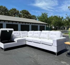 Sectional Sofa 