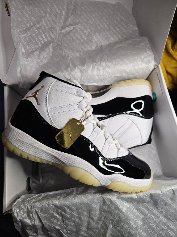 Jordan 11s Dmp Size 10