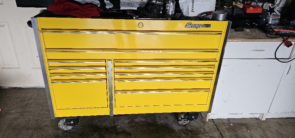 Snap On Tool Box 33" Tall And 30 Wide 