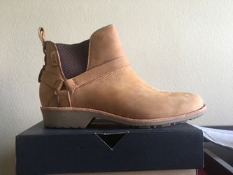 Brand New With Box, Teva De La Vina Dos Chelsea Bootie, Womens 8
