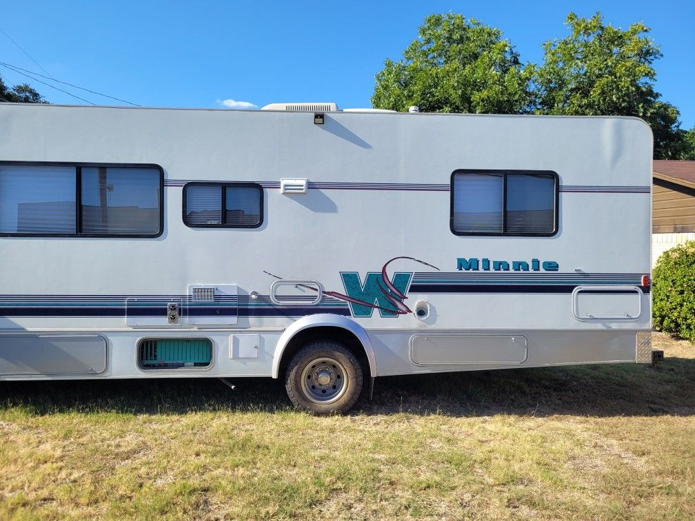 1997 Winnebago Minnie