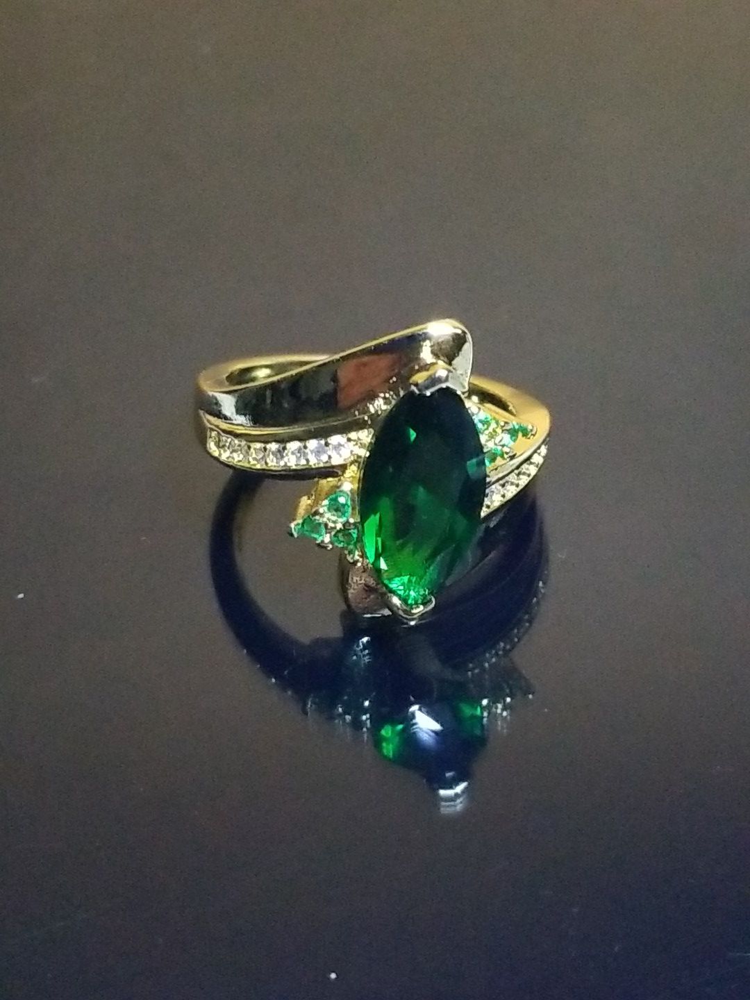 Women's wedding engagement lab Created Emerald green Diamond simulated 18k yellow gold Finished size 7