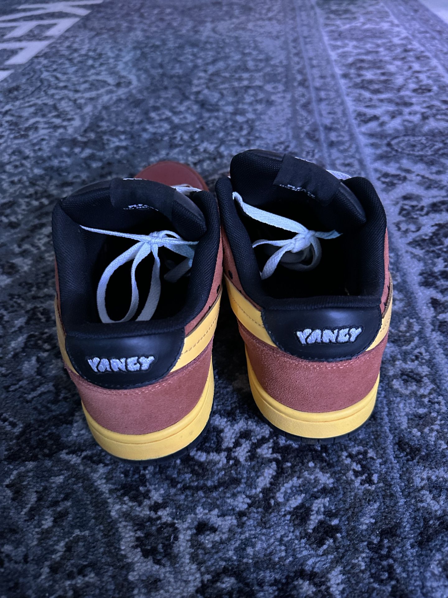 QC) 388¥ Vandy the pink Burger Dunks from 35 Minority (pls tell me