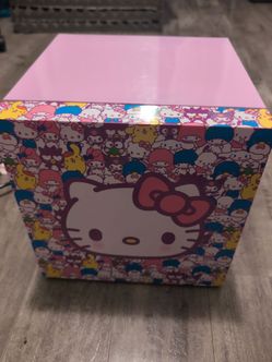 Hello Kitty Cooler