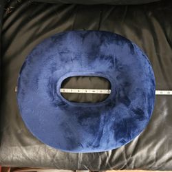 Donut cushion, navy blue, tailbone relief
