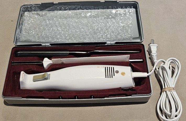 Hamilton Beach Corded Stainless Steel Electric Carving Knife Set In Case w/ Fork