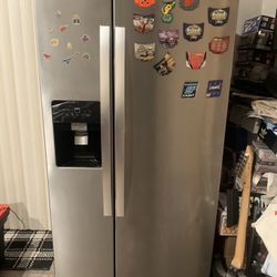 Whirlpool refrigerator /freezer