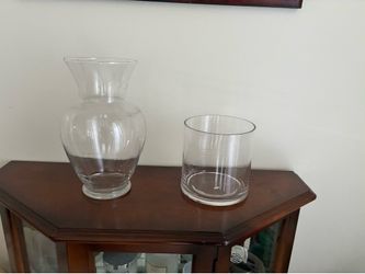 2 Clear Vases
