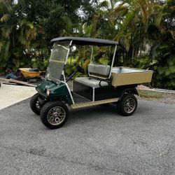 2011 Club Car Gas Carryall Turf 2 