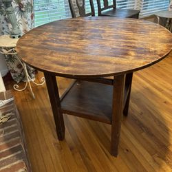 Vintage Round Table With Chairs