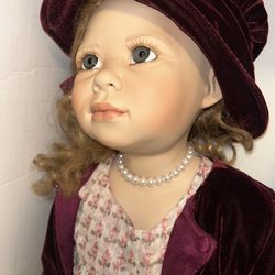 Elite Dolls Porcelain
