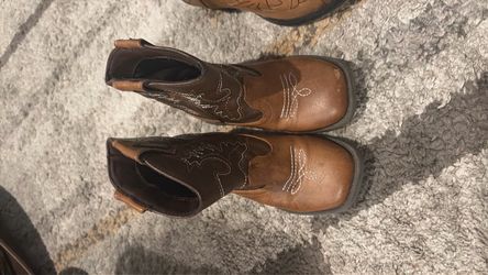 Toddler boots